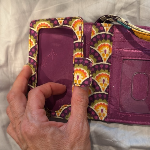 Vera Bradley floral wristlet wallet - Picture 4 of 4